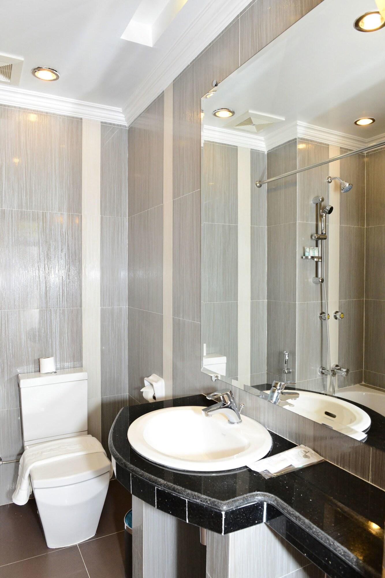 Hotel Grand United - 21St Downtown Yangon Dış mekan fotoğraf