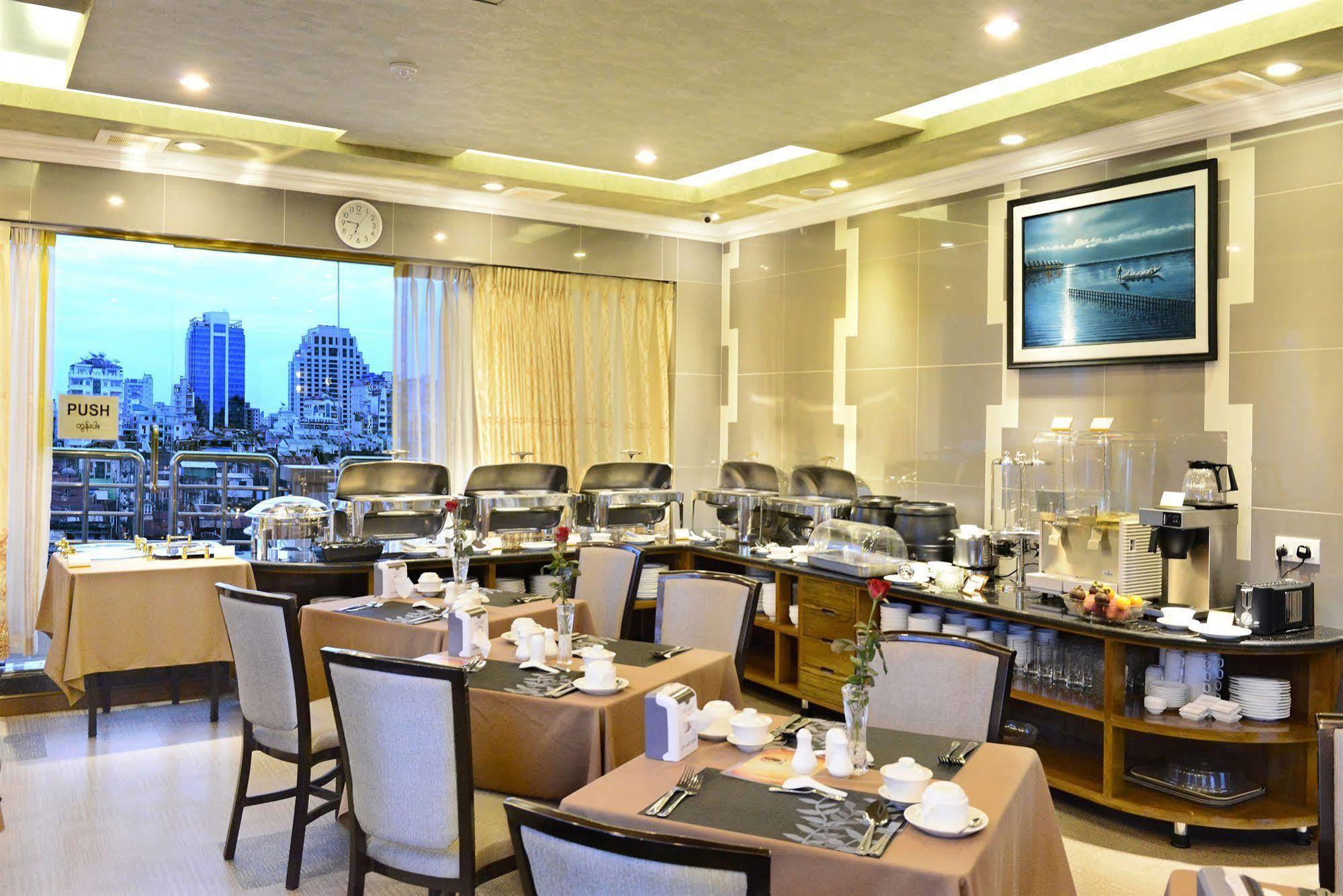 Hotel Grand United - 21St Downtown Yangon Dış mekan fotoğraf
