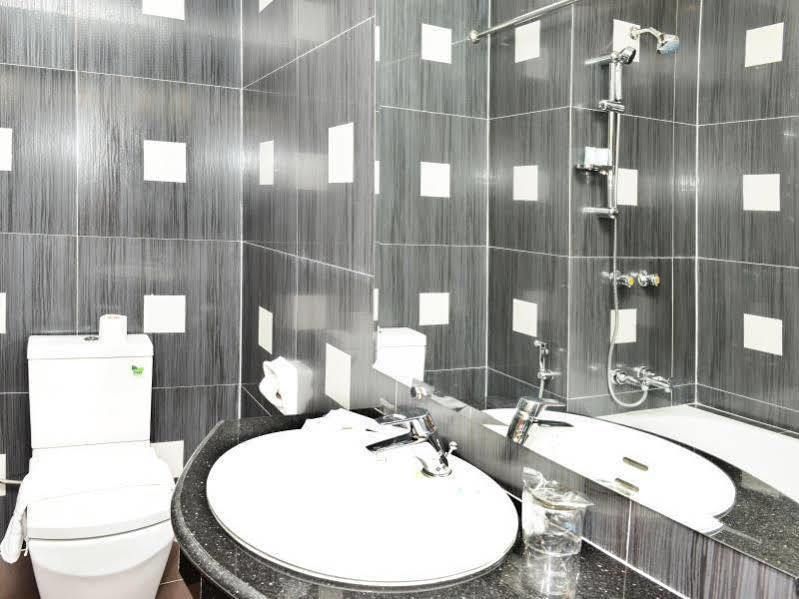 Hotel Grand United - 21St Downtown Yangon Dış mekan fotoğraf