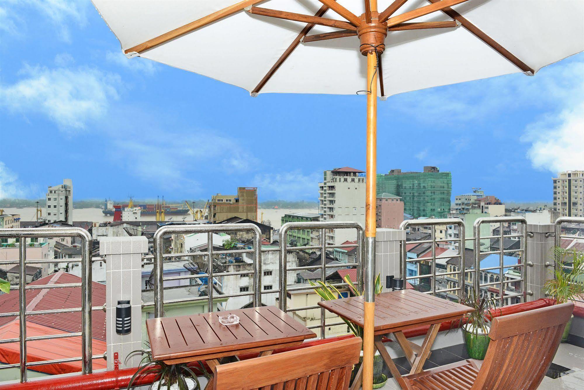 Hotel Grand United - 21St Downtown Yangon Dış mekan fotoğraf