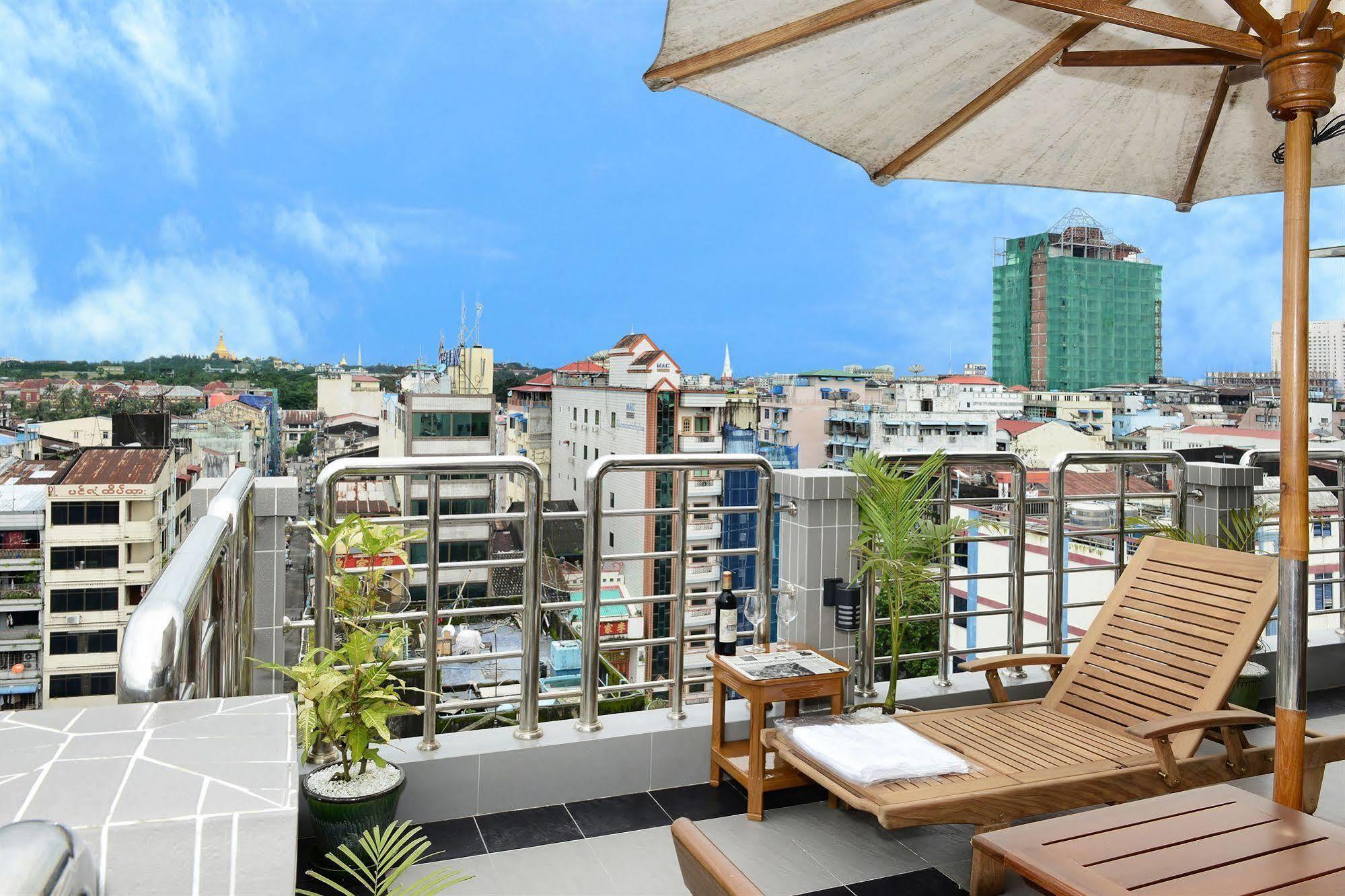 Hotel Grand United - 21St Downtown Yangon Dış mekan fotoğraf
